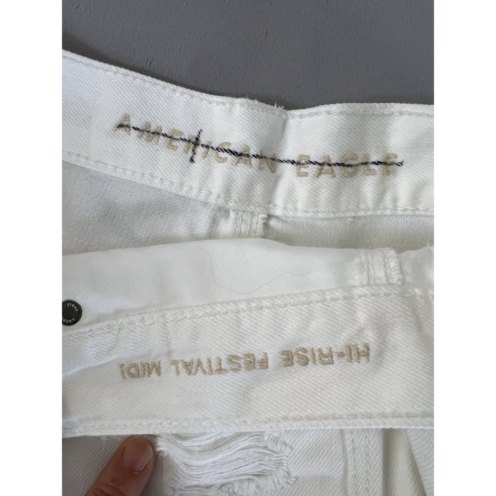 American Eagle Festival High Rise MIDI Jean Shorts White Ripped Distressed Sz 10 - Picture 8 of 8